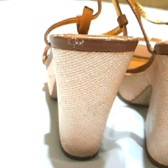 Kate Spade size 9 tan and gold strappy unique heeled sandals - Picture 9 of 10